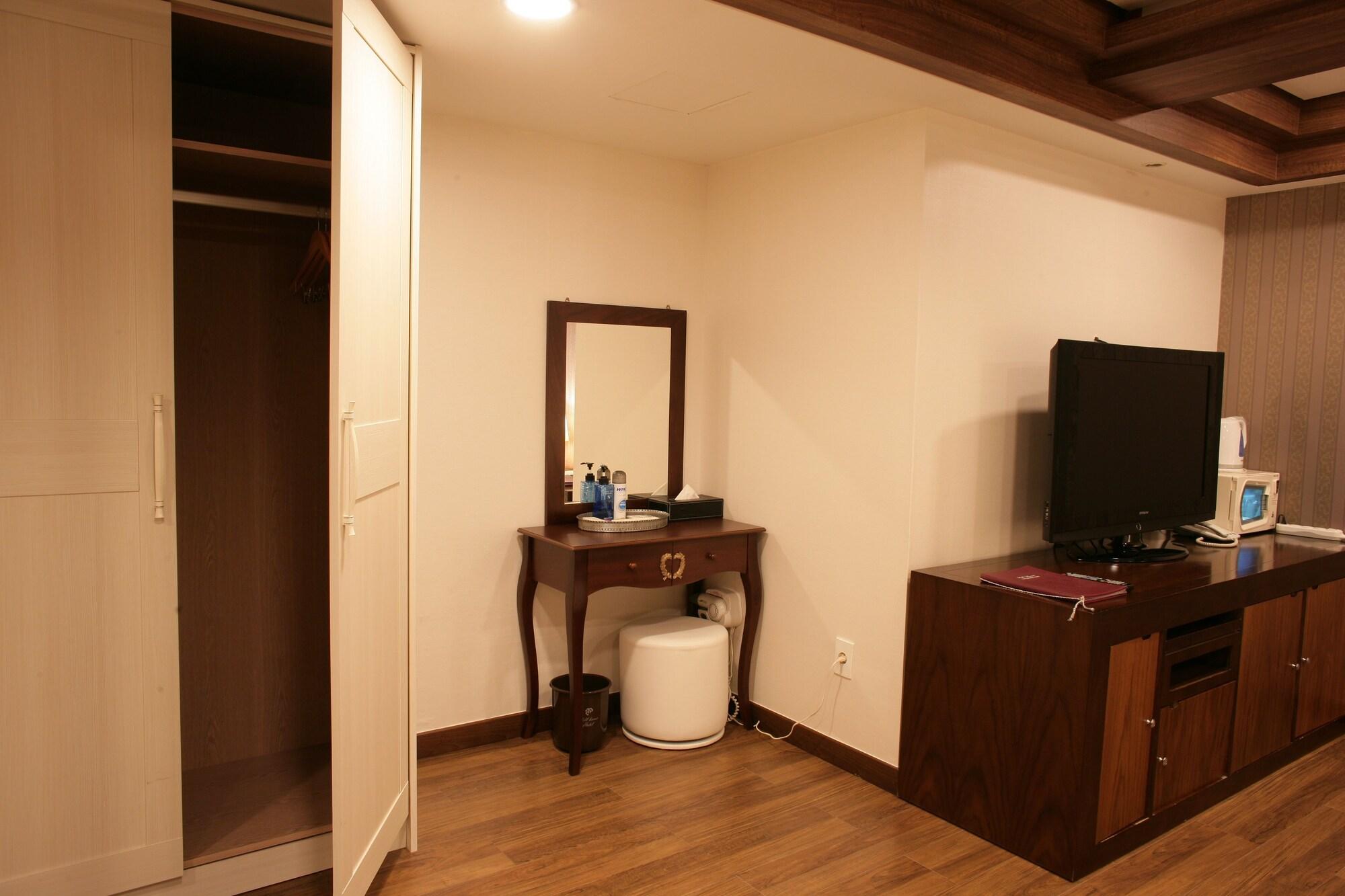 Hill House Seoul Myeongdong Ξενοδοχείο Εξωτερικό φωτογραφία